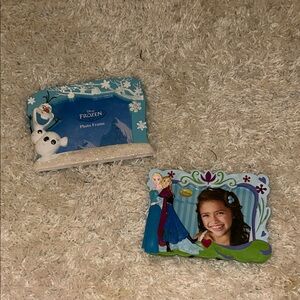 Disney Frozen Kids Photo Frame with Blue and Green Accents